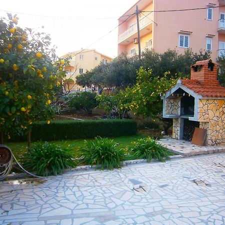 Apartments Vin Trogir Bagian luar foto