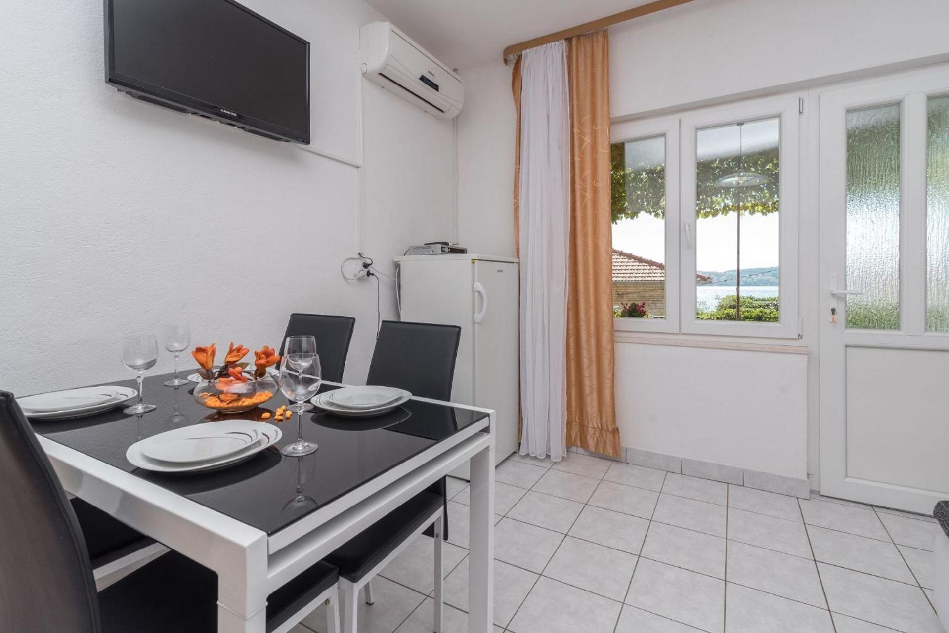 Apartments Vin Trogir Bagian luar foto