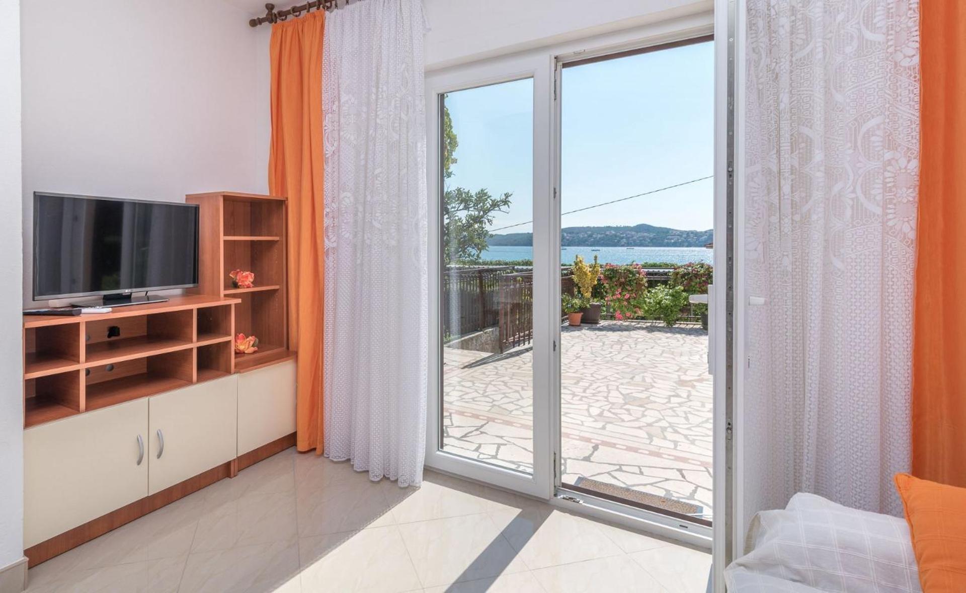 Apartments Vin Trogir Bagian luar foto
