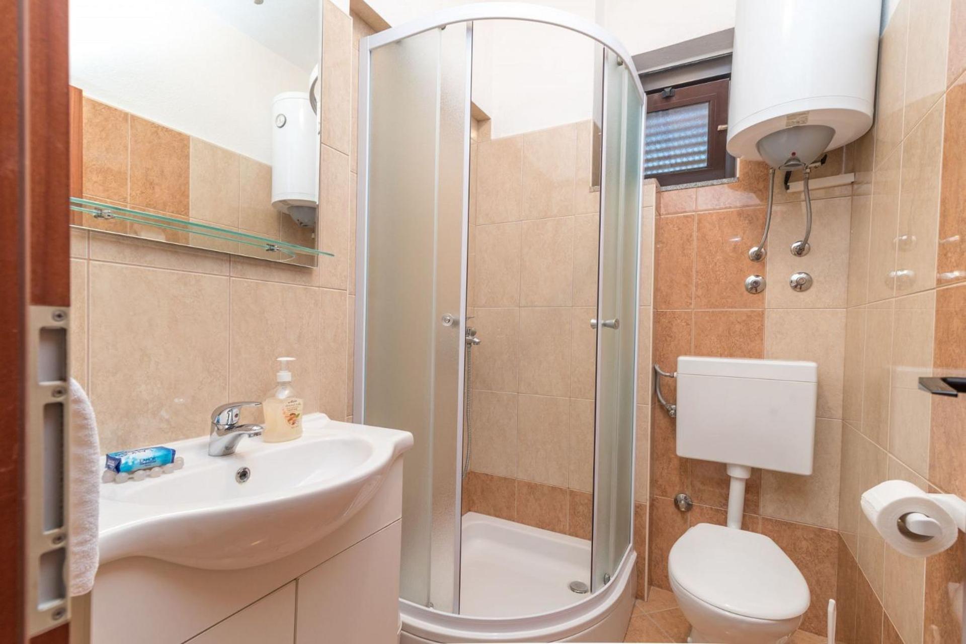 Apartments Vin Trogir Bagian luar foto